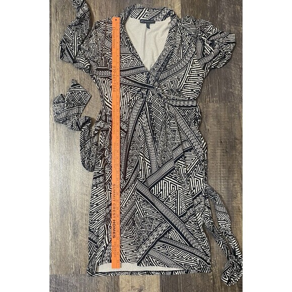 Adrianna Papell Wrap Mini Dress Belted Black White V-Neck Short Women's Size 8 - Picture 10 of 11